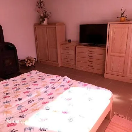 Bibor بيت ضيافة فونيارتْسفاشغ